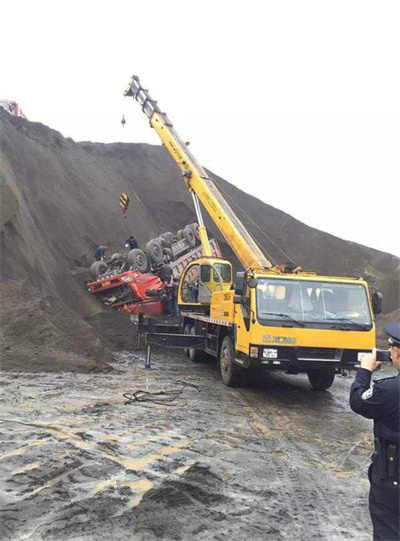 天镇上犹道路救援